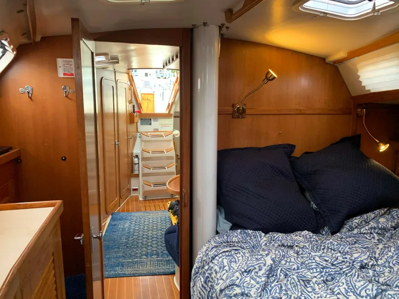 Slide: The Image of Interior of a 1992 Catalina 42 yacht with cozy cabin. - 41