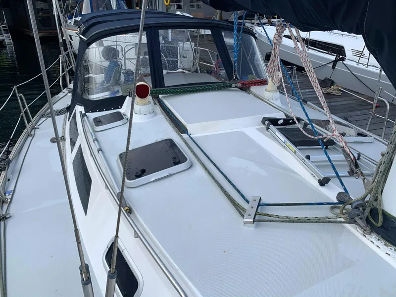 Slide: The Image of Deck of a 1992 Catalina 42 yacht in harbor. - 7