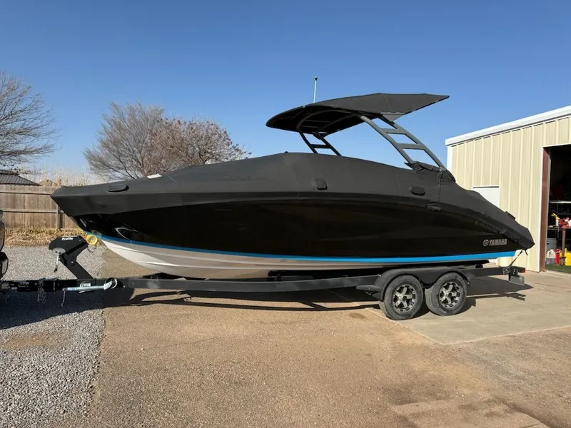 Slide: The Image of Yamaha 252SE 2021 - 11