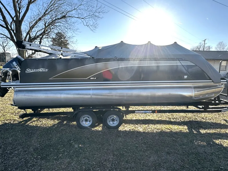 Slide: The Image of Silver Wave 2210 SW3 2023 - 15