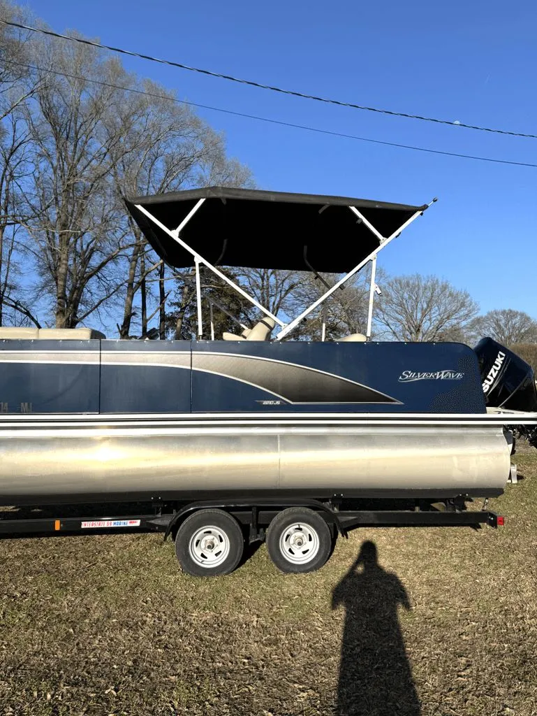 Slide: The Image of Silver Wave 2210 SW3 2023 - 17