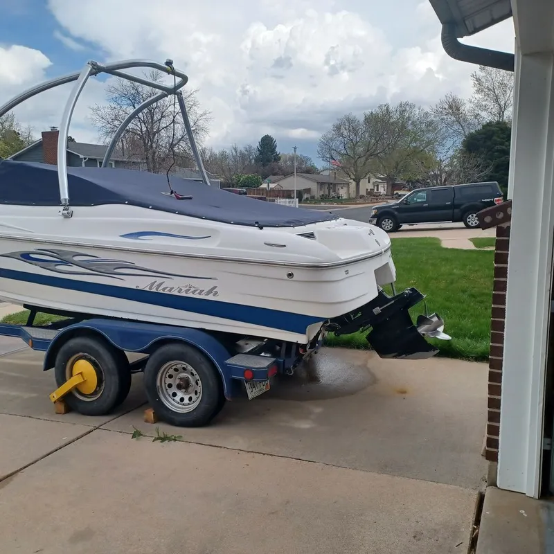 Slide: The Image of Mariah SE 2006 - 3