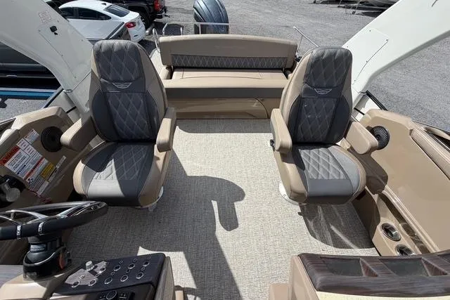 Slide: The Image of 2021 Bennington QX 25 QXSBWA boat interior with luxurious seating and modern design. - 10