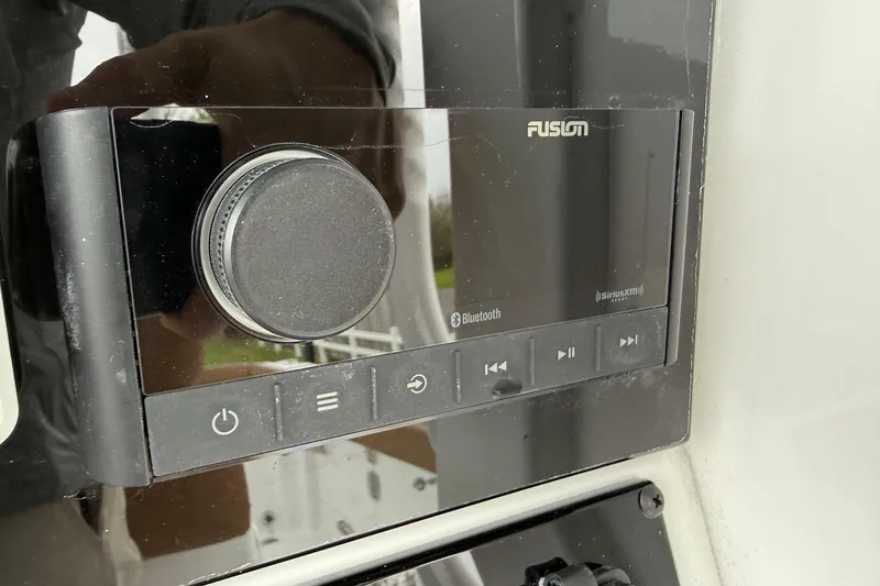 Slide: The Image of Fusion audio system on 2026 Sea Hunt Ultra 285 SE boat dashboard. - 22