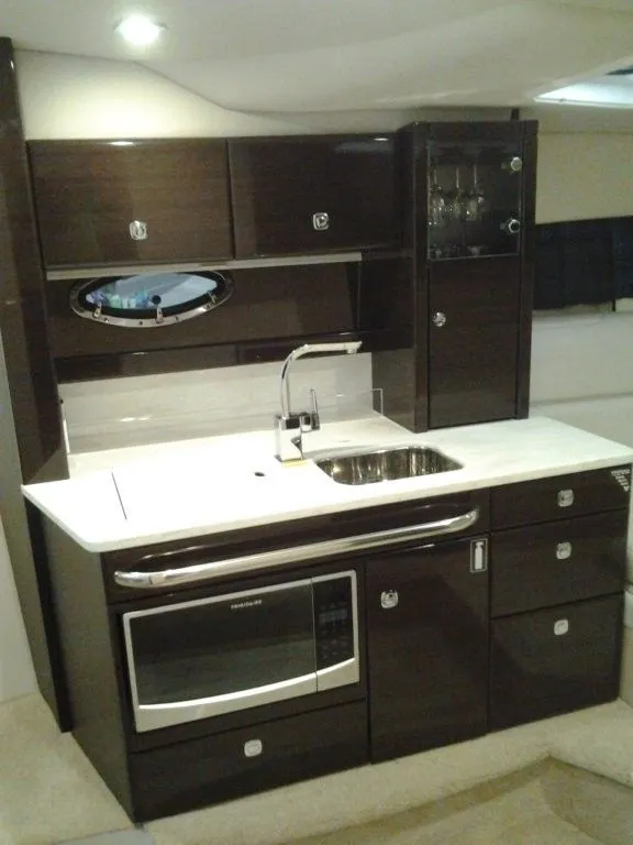 Slide: The Image of Formula 370 Super Sport 2018 - 10