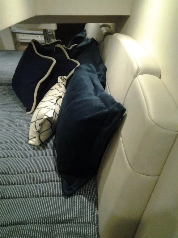 Slide: The Image of Formula 370 Super Sport 2018 - 12