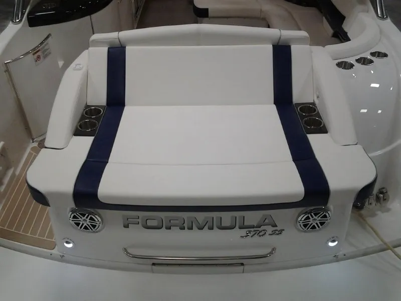 Slide: The Image of Formula 370 Super Sport 2018 - 25