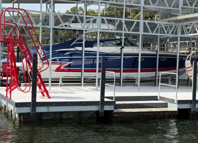 Slide: The Image of Formula 370 Super Sport 2018 - 32