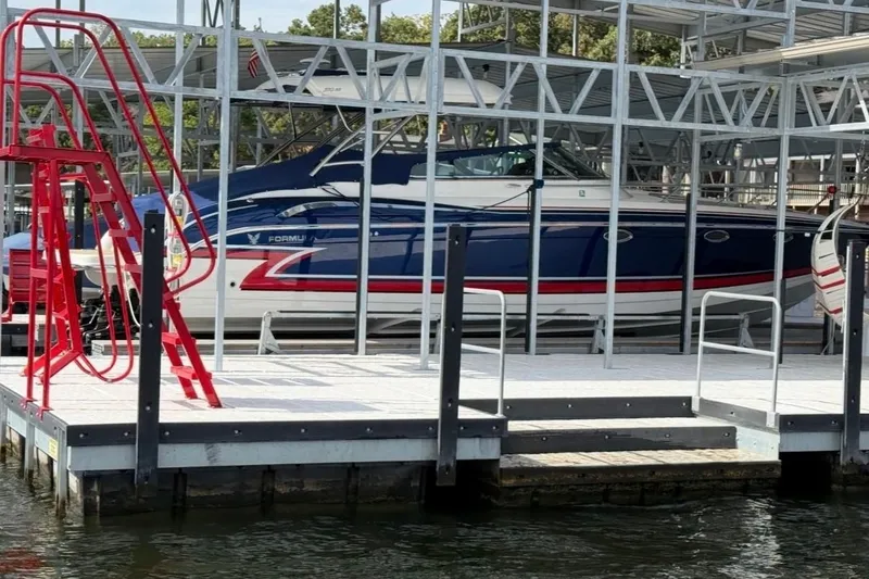 Slide: The Image of Formula 370 Super Sport 2018 - 33