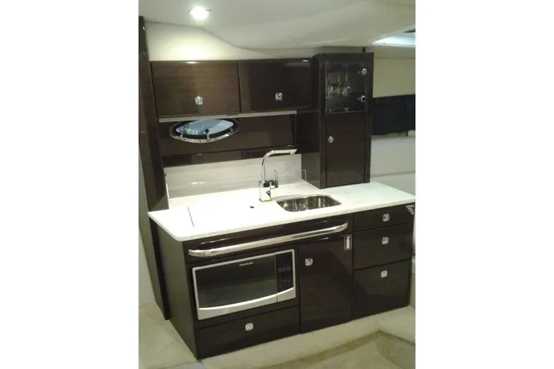 Slide: The Image of Formula 370 Super Sport 2018 - 47