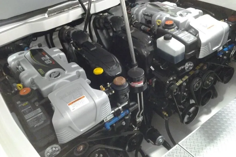 Slide: The Image of Formula 370 Super Sport 2018 - 57