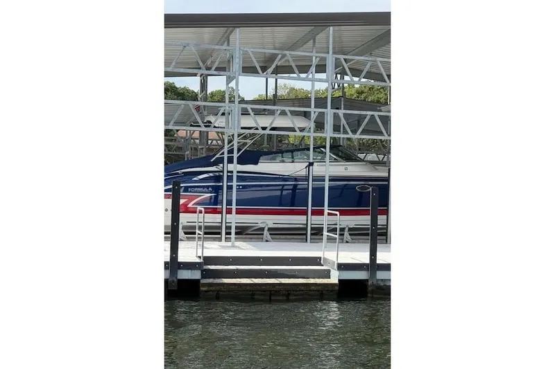 Slide: The Image of Formula 370 Super Sport 2018 - 82