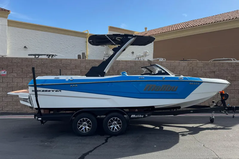 The Image of Malibu Wakesetter 21 LX 2023 - undefined