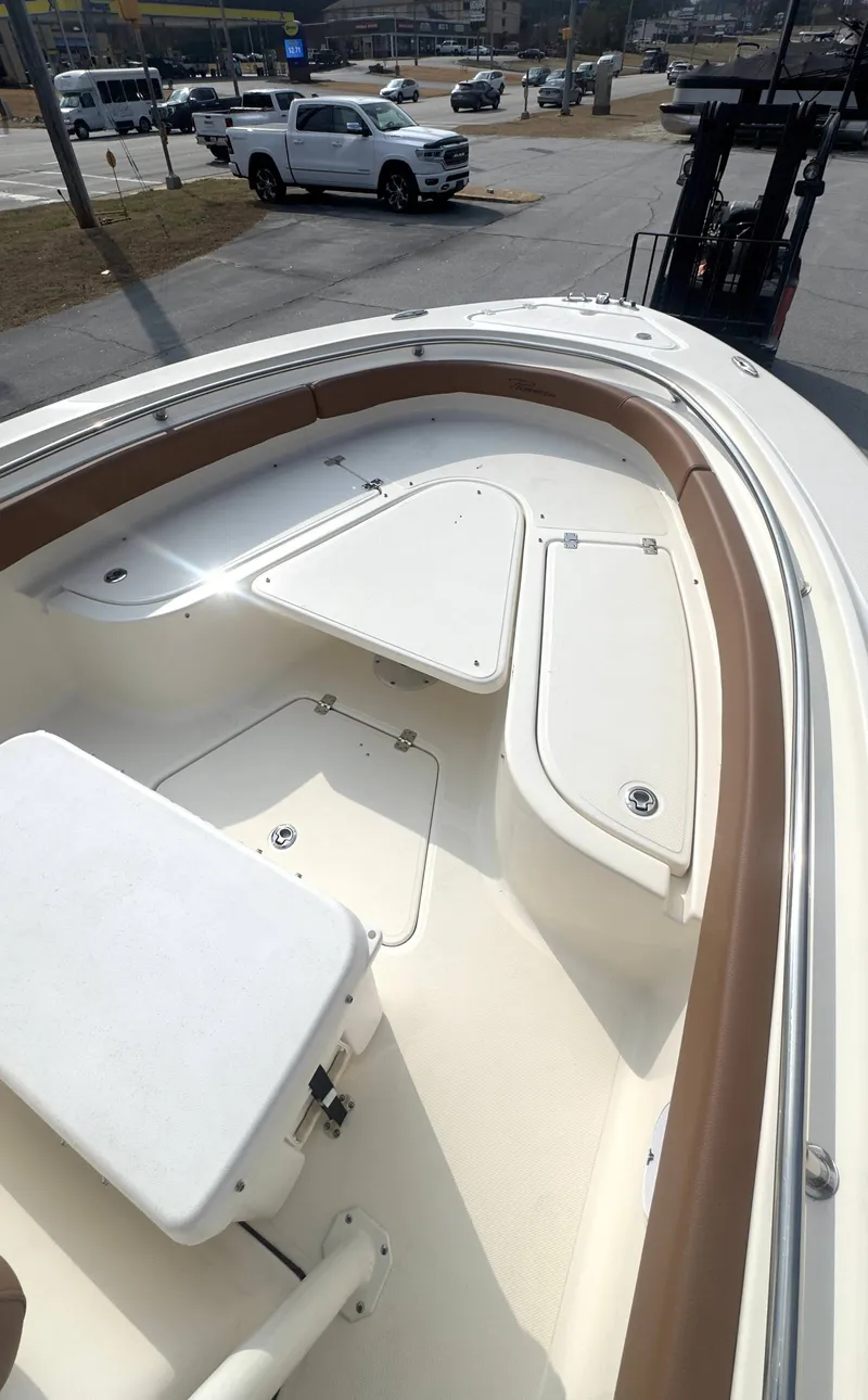 Slide: The Image of Pioneer 222 Islander 2022 - 10