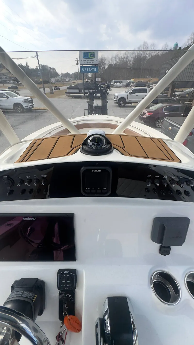 Slide: The Image of Pioneer 222 Islander 2022 - 5