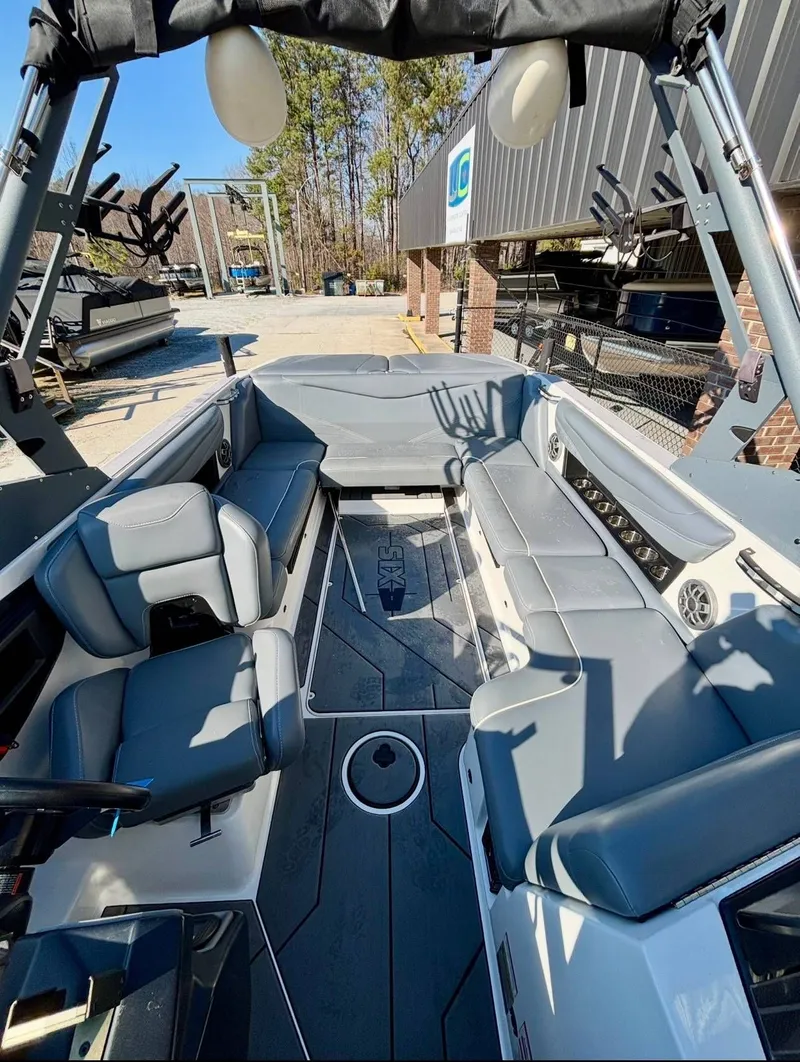 Slide: The Image of Axis T23 2020 - 5