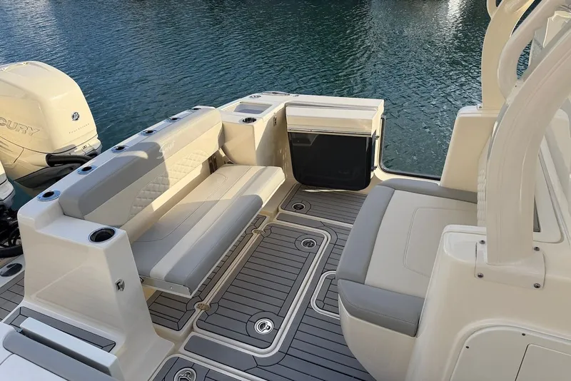 Slide: The Image of Interior of the 2023 Scout 330 LXF boat. - 11