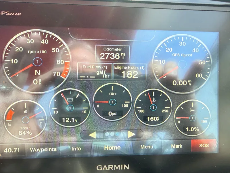 Slide: The Image of Cobalt R7 Surf 2018 - 17