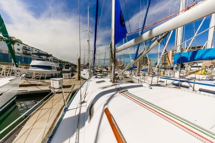 Slide: The Image of 2006 Beneteau 343 - Image 14 - 14