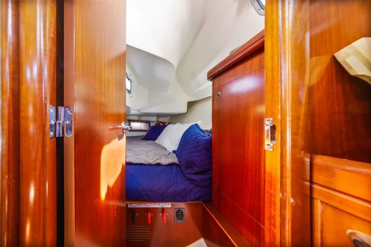 Slide: The Image of 2006 Beneteau 343 - Image 31 - 31