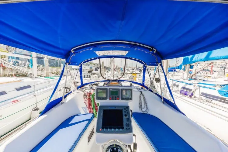 Slide: The Image of 2006 Beneteau 343 - Image 7 - 7