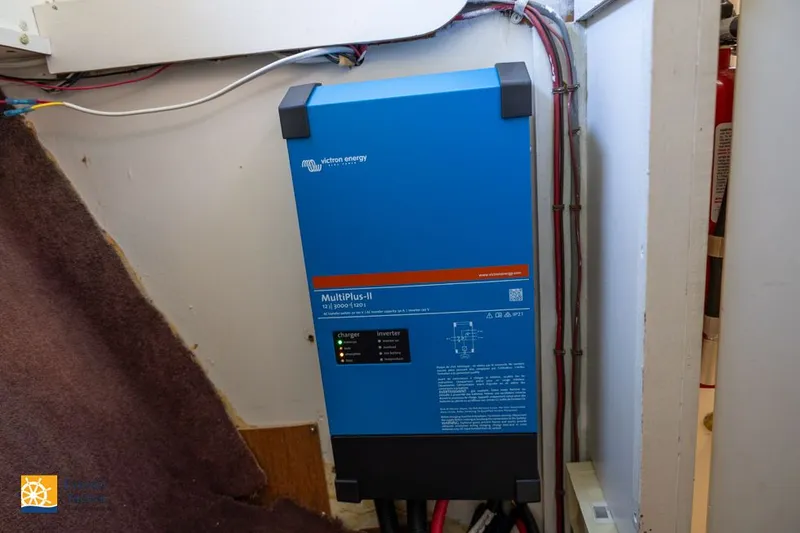 Slide: The Image of Tollycraft 40 Tri-Cabin 1972 - 73