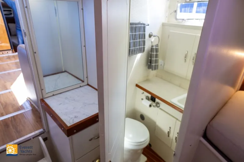 Slide: The Image of Tollycraft 40 Tri-Cabin Motor Yacht 1972 - 66
