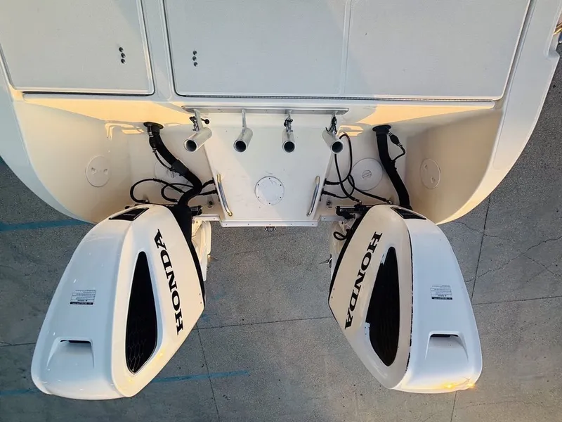 Slide: The Image of World Cat 270 SF 2007 - 12