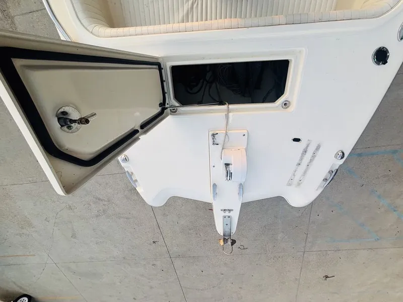 Slide: The Image of World Cat 270 SF 2007 - 14