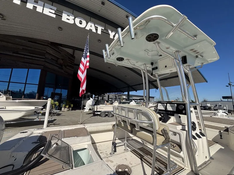 Slide: The Image of Sea Born FX24 Bay 2021 - 10