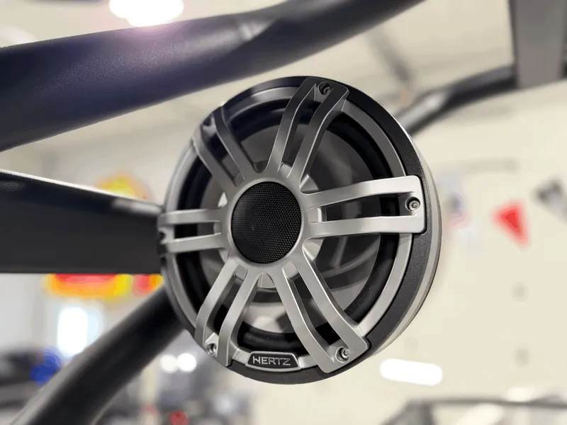 Slide: The Image of Yamaha 222XD 2026 - 25