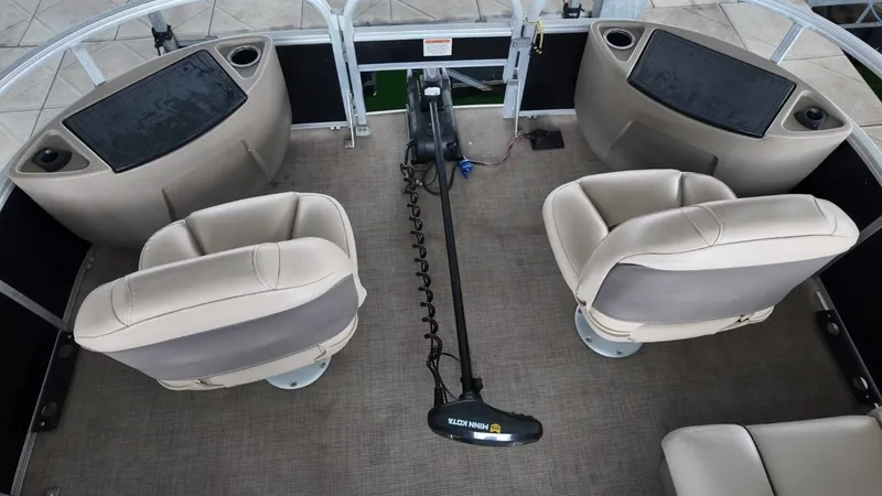 Slide: The Image of Sun Tracker Fishing Barge 22 2022 - 14