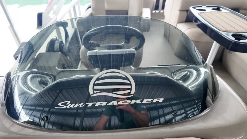 Slide: The Image of Sun Tracker Fishing Barge 22 2022 - 20