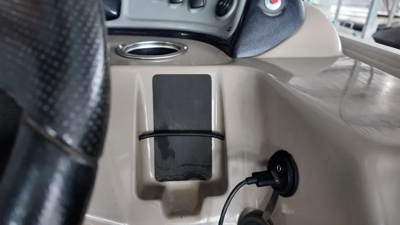 Slide: The Image of Sun Tracker Fishing Barge 22 2022 - 30