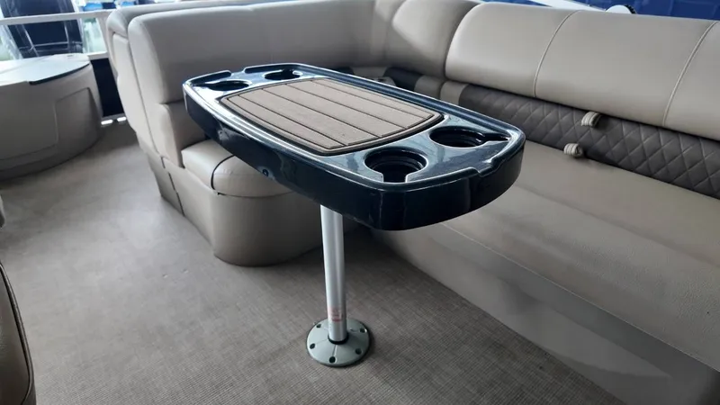 Slide: The Image of Sun Tracker Fishing Barge 22 2022 - 39