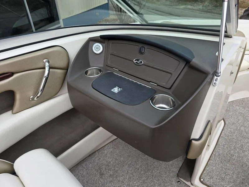 Slide: The Image of Sea Ray 210 Select 2007 - 16