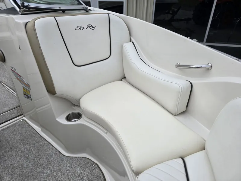 Slide: The Image of Sea Ray 210 Select 2007 - 22