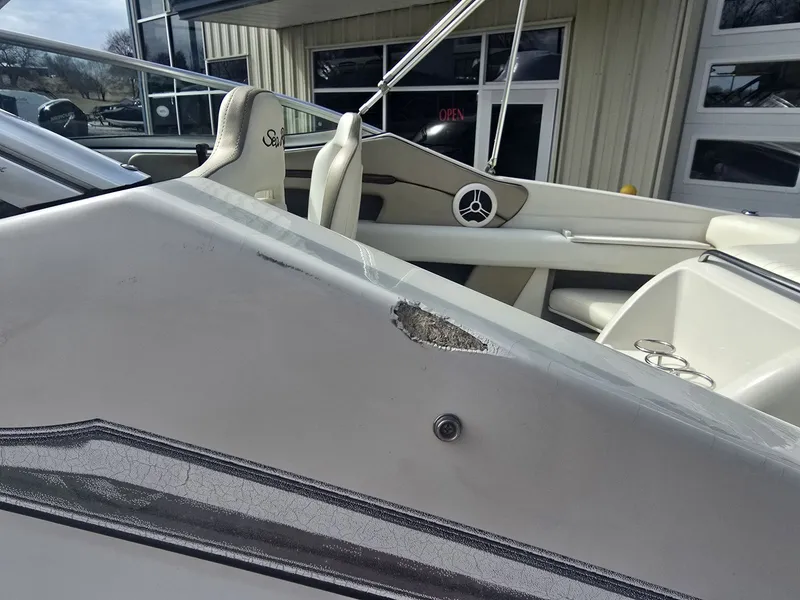 Slide: The Image of Sea Ray 210 Select 2007 - 26