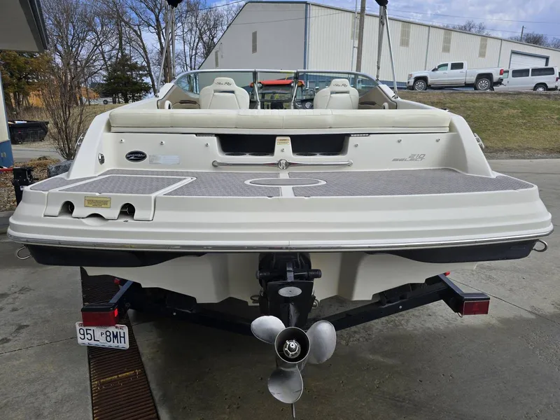 Slide: The Image of Sea Ray 210 Select 2007 - 9