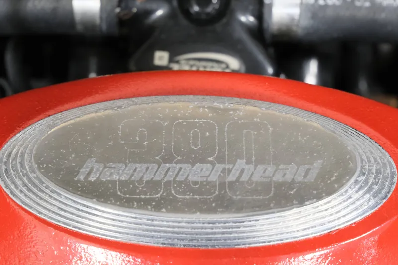 Slide: The Image of Malibu Wakesetter 23 LSV 2004 - 21