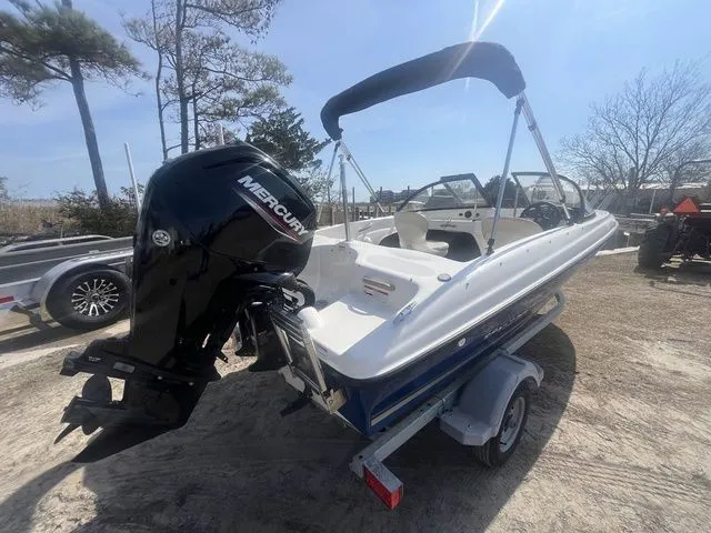 Slide: The Image of Bayliner 160 Bowrider 2021 - 5