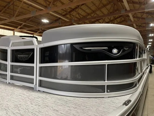 Slide: The Image of Bennington M Swingback 24 MSB 2026 - 12