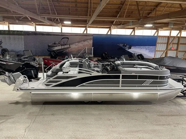 Slide: The Image of Bennington M Swingback 24 MSB 2026 - 7