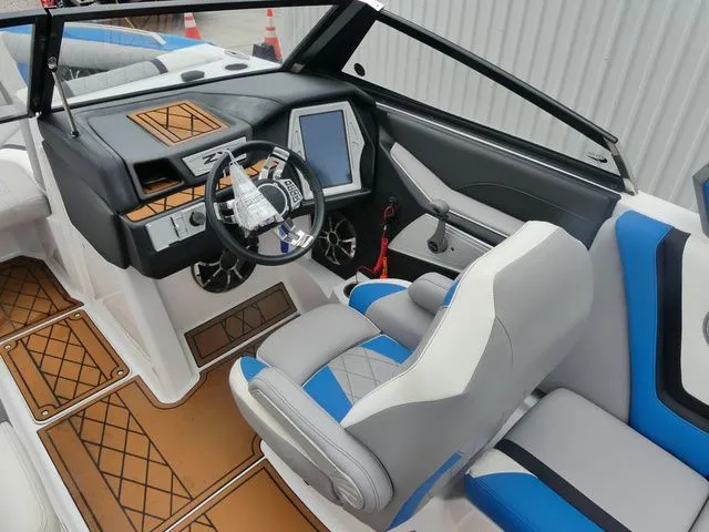 Slide: The Image of Tigé ZX1 2019 - 15