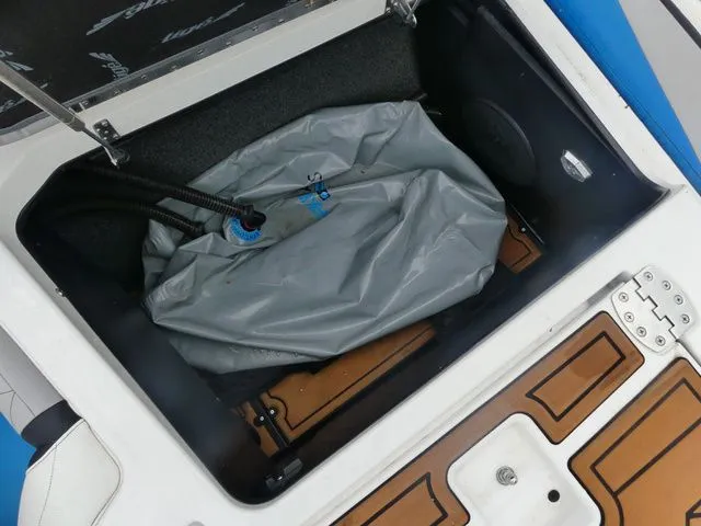 Slide: The Image of Tigé ZX1 2019 - 22