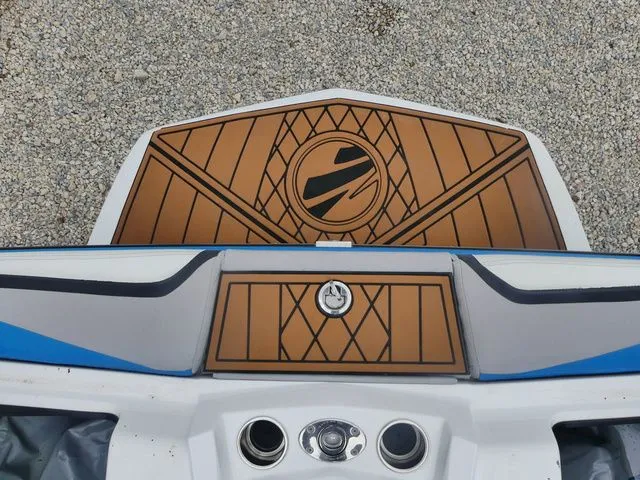 Slide: The Image of Tigé ZX1 2019 - 25