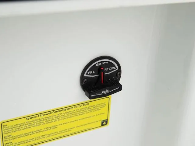 Slide: The Image of Wellcraft Fisherman 202 2026 - 14