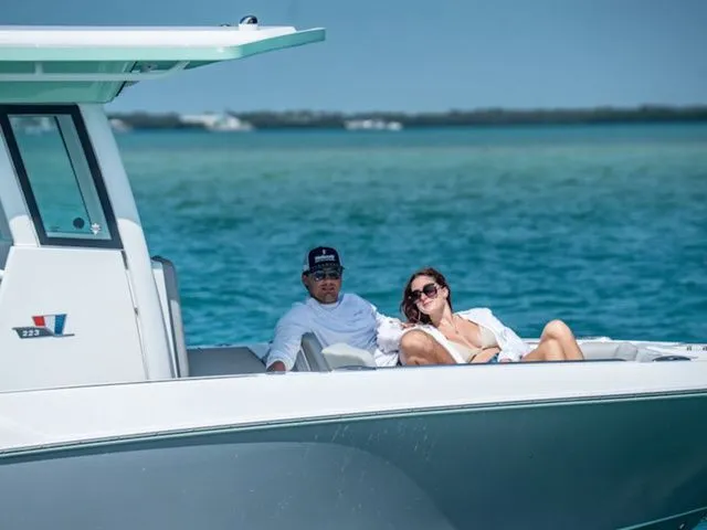 Slide: The Image of Wellcraft fisherman 223 2026 - 5