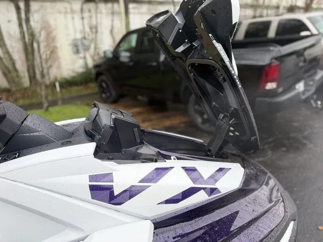 Slide: The Image of Yamaha VX Cruiser HO 2026 - 12