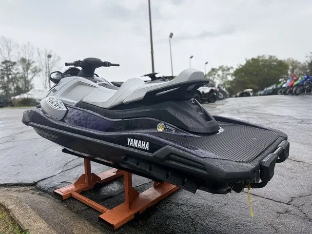 Slide: The Image of Yamaha VX Cruiser HO 2026 - 6